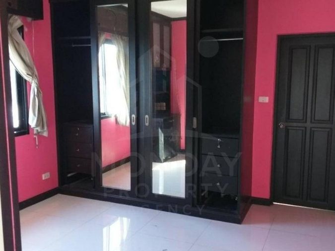 3-bed house for sale, 280 sq wah, Vararom Prachauthit 98