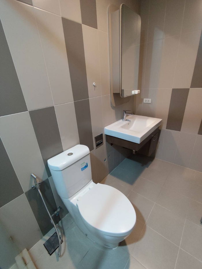picture *FOR RENT* Teal Sathorn-Taksin (2 bedrooms) near BTS Wongwian Yai - 30/36