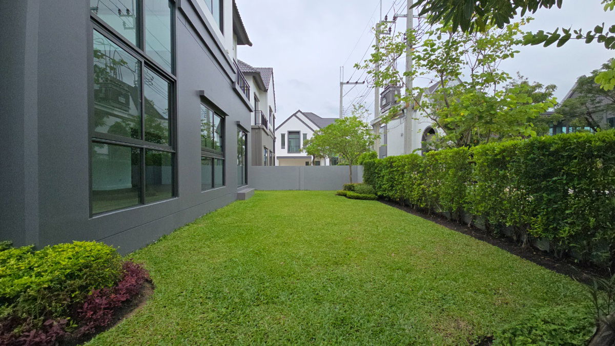 picture Saransiri Srivaree 2 - Luxury Corner House next to Central Garden and Club House, Only 9.19 MB - 5/29