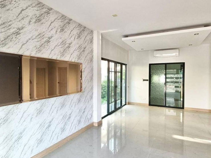 picture 🔥Hot​Deal​‼️House For​ Sale​ | The Ricco Residence Prime Wongwaen-Chatuchot - 7/18