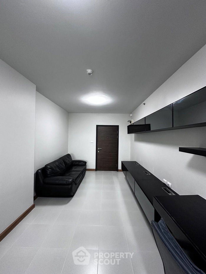 picture 1-BR Condo at Supalai Park Ratchayothin near BTS Ratchayothin (ID 1695752) - 1/6