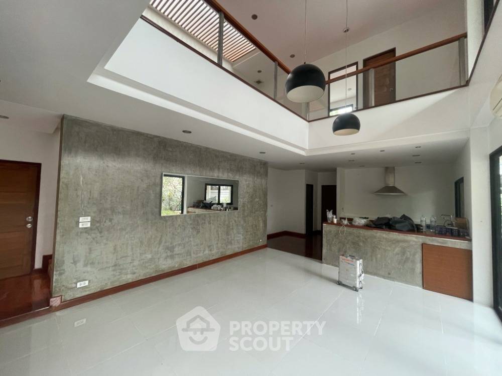 รูป บ้าน 4-ห้องนอน ใน ลาดพร้าว (ID 1351742) - รูปที่ 22/49