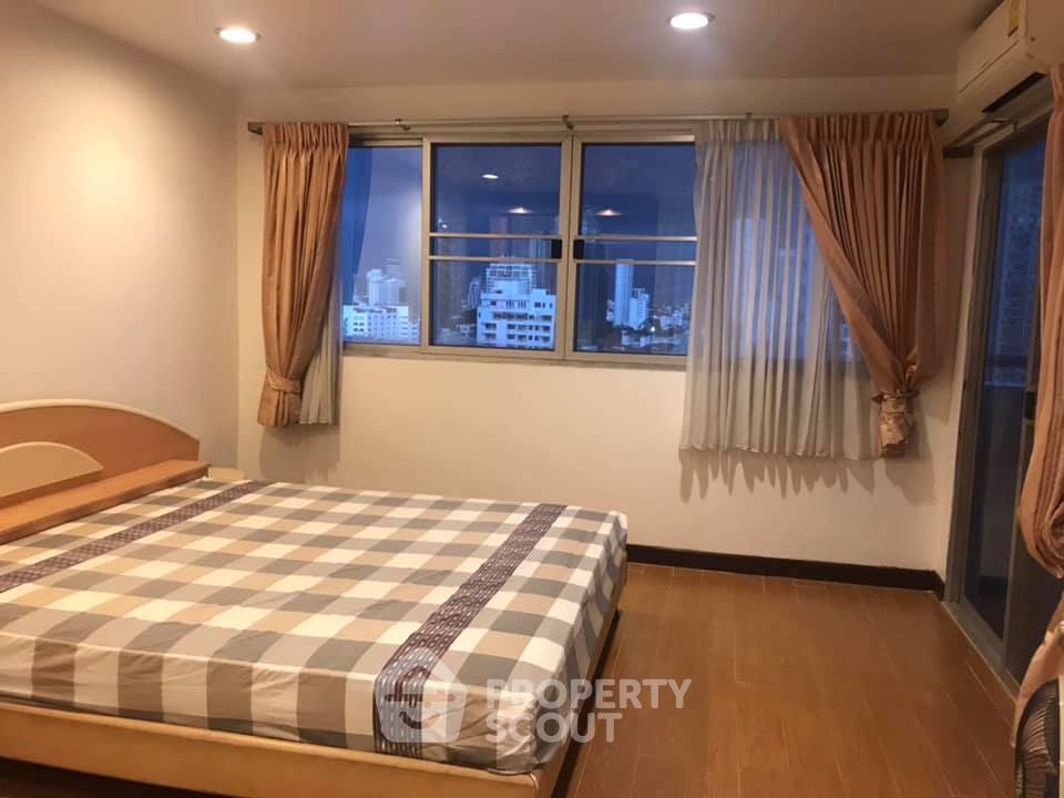 รูป คอนโด 2-ห้องนอน ที่ เดอะวอเตอร์ฟอร์ด ไดมอน ทาวเวอร์ สุขุมวิท ใกล้ BTS พร้อมพงษ์ (ID 590870) - รูปที่ 2/7