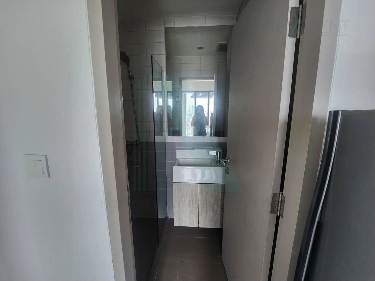 picture 🚩 For Rent Condo IDEO MOBI SATHORN Building 1, Floor 14,Studio, Room size 21 sqm - 7/8
