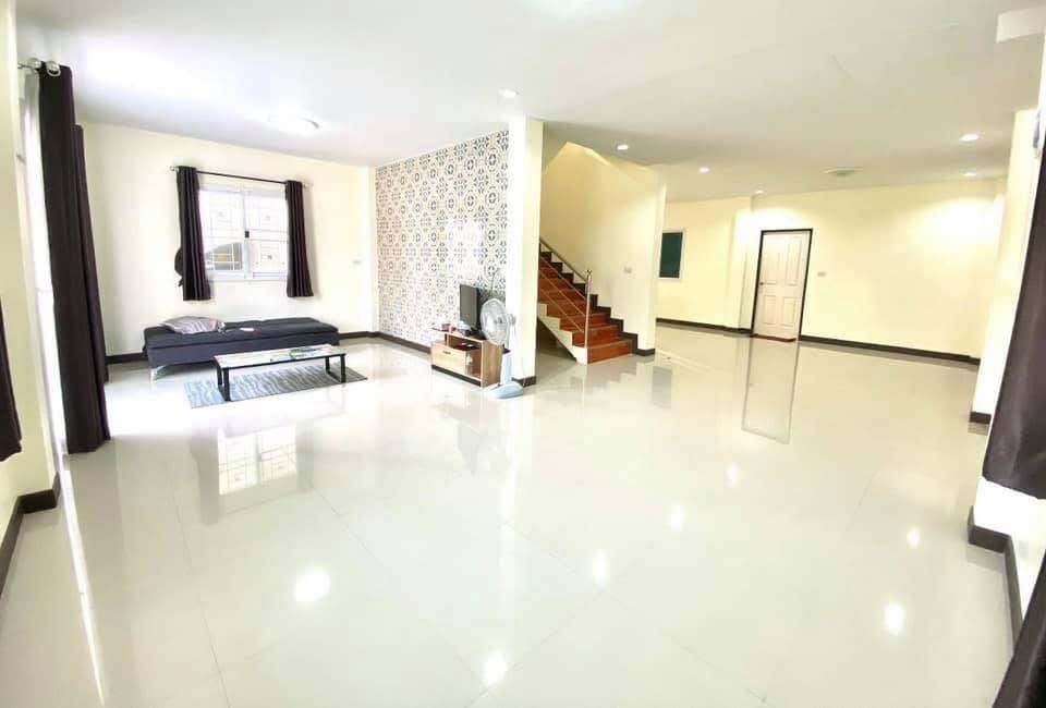 picture UK06-071 🏡House for rent, 3 bedrooms, 2 bathrooms - Soi Sakkho-Nongkham 5 💰Rental price 20,000 baht - 5/12