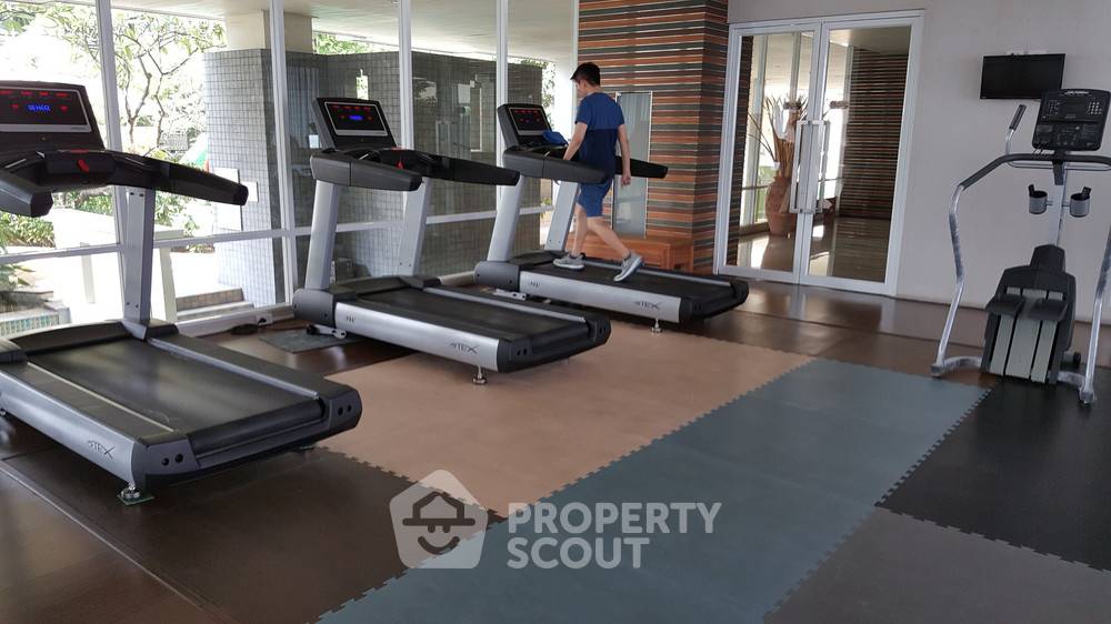 picture 3-BR Condo at The Fourwings Residence in Hua Mak (ID 382884) - 7/11