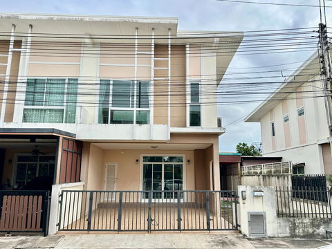 ให้เช่าบ้านแฝด ม.พาโนวิว เขาน้ำซับ แหลมฉบัง ศรีราชา