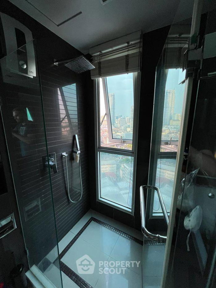 รูป คอนโด 2-ห้องนอน ที่ ริธึ่ม สาทร ใกล้ BTS สะพานตากสิน (ID 1001390) - รูปที่ 10/11