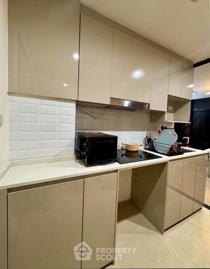 รูป คอนโด 1-ห้องนอน ที่ ณ รีวา เจริญนคร ใกล้ BTS โพธิ์นิมิตร (ID 2258624) - รูปที่ 4/10