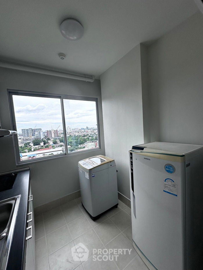 picture 1-BR Condo at Supalai Park Ratchayothin near BTS Ratchayothin (ID 1695752) - 2/6