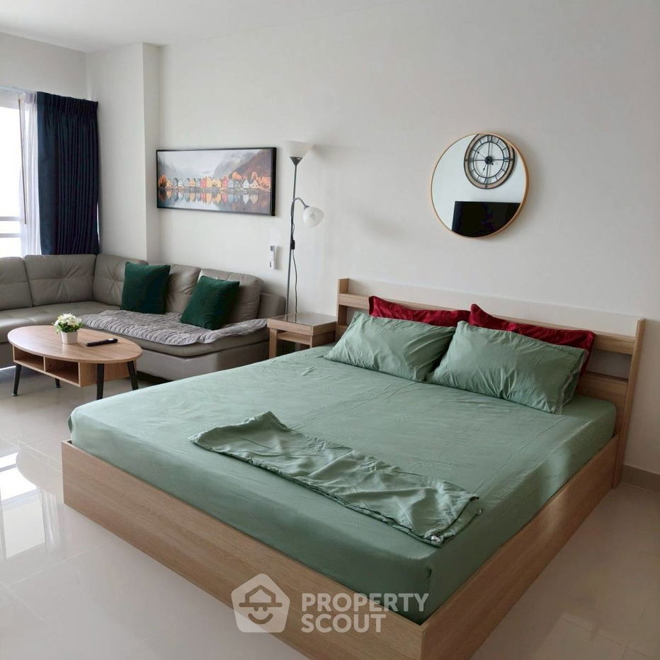 picture Studio Condo at View Talay 5 Condominium Jomtien close to Jomtien Beach (ID 2259414) - 10/16