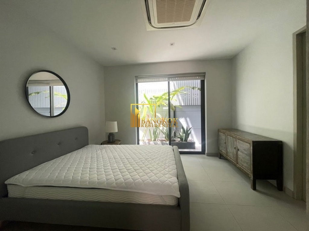 picture Modern 3 Bedroom Townhouse For Rent in Phrom Phong Area - BR49056TH - 5/21
