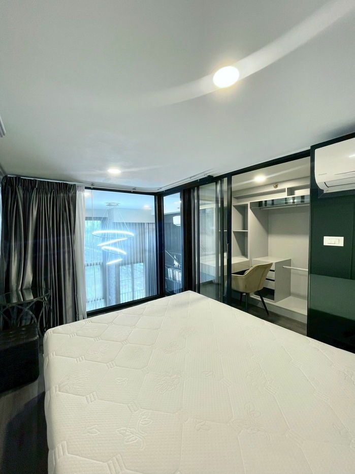 picture 📢 New Listing! Condo for Rent – Knightsbridge Space Rama 9 - 11/17