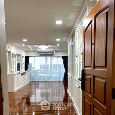 Condos for sale : 2-BR Condo at Le Premier 2 Condominium near BTS Thong Lor (ID 698068)