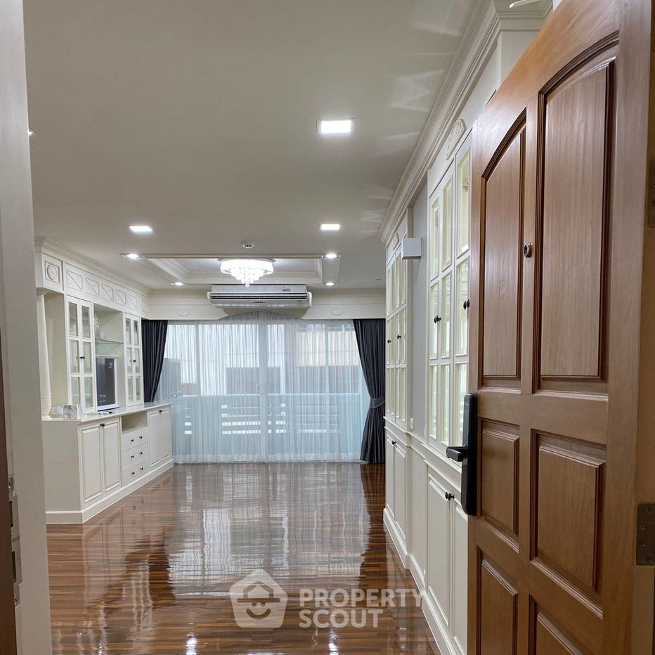 picture 2-BR Condo at Le Premier 2 Condominium near BTS Thong Lor (ID 698068) - 1/4