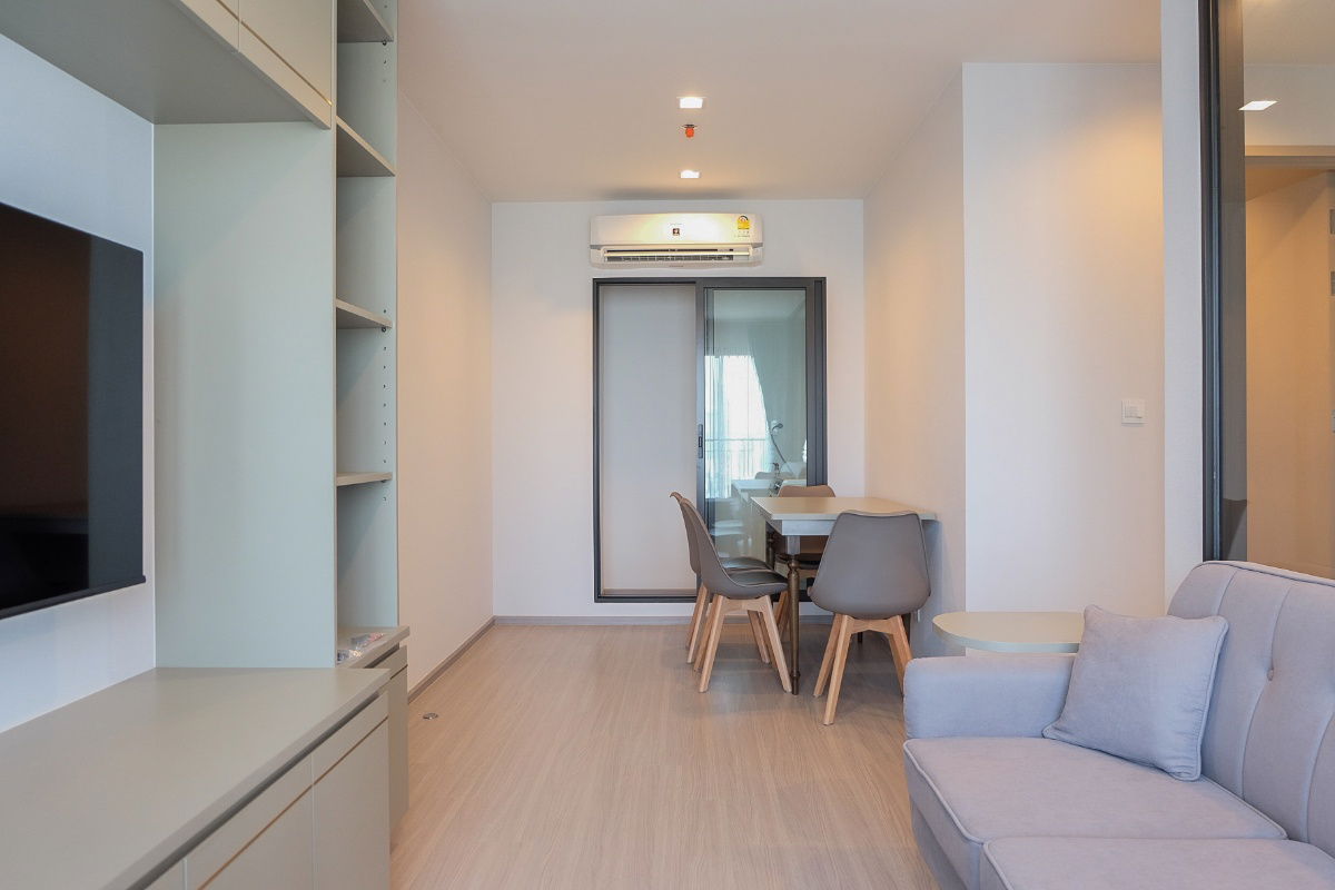 รูป ✅ ✅ Life Sathorn Sierra , 2 ห้องนอน ตกแต่งสวย พร้อมเข้าอยู่ ติดต่อไลน์ @bktasset หรือโทร 095-325-8928 - รูปที่ 3/12
