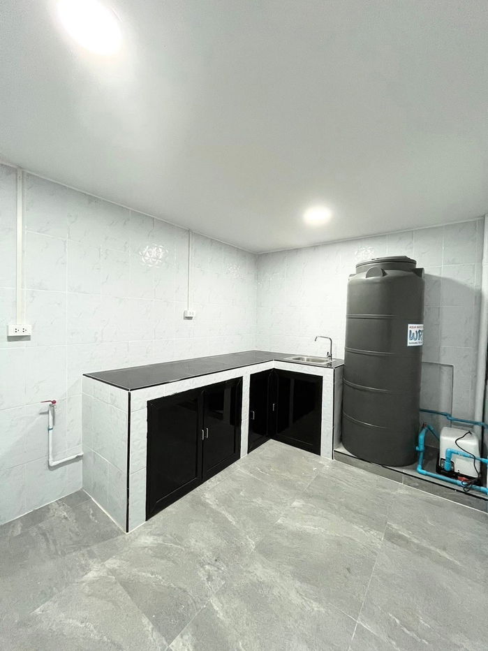 รูป 🏡 FOR RENT — ทาวน์โฮม 3 ชั้น พร้อมเข้าอยู่ 16 ส.ค. 68 📍 รามอินทรา 34 แยก 10 (เลียบทางด่วนรามอินทรา) - รูปที่ 10/20