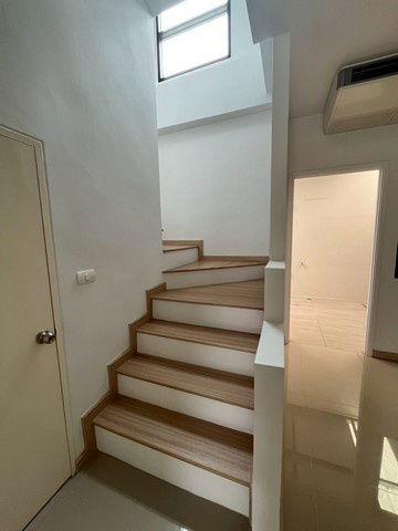 picture svs292 Townhome for rent, Time Home 2 Suanluang-On Nut, office space along Kanchanaphisek Road. - 7/19