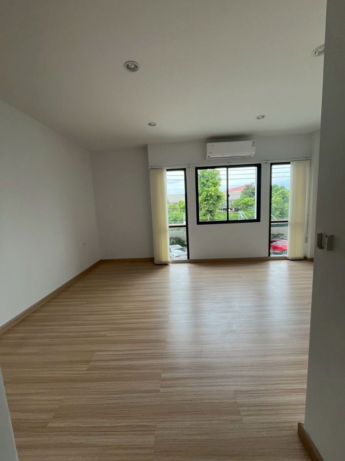 picture svs292 Townhome for rent, Time Home 2 Suanluang-On Nut, office space along Kanchanaphisek Road. - 19/19