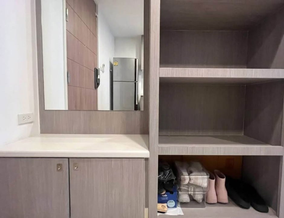 picture Urgent Rent!! Great Price! Beautifully Decorated Unit at Whizdom Punnawithi Station - 9/12