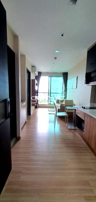 Condos for rent : 1 Bed 34.76 sq.m. High Fl. 20+ Good Location BTS Saphan Taksin station 340 m. at Rhythm Sathorn Condo / For Rent