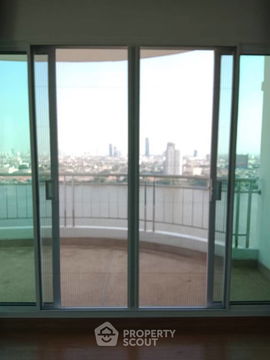 คอนโด 3-ห้องนอน ที่ ศุภาลัย ริเวอร์ รีสอร์ท เจริญนคร ใน สำเหร่ (ID 378101)