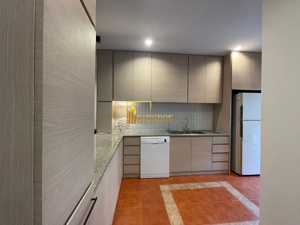 รูป Spacious 4 Bedroom House With Pool in Phrom Phong - BR7949SH - รูปที่ 5/13