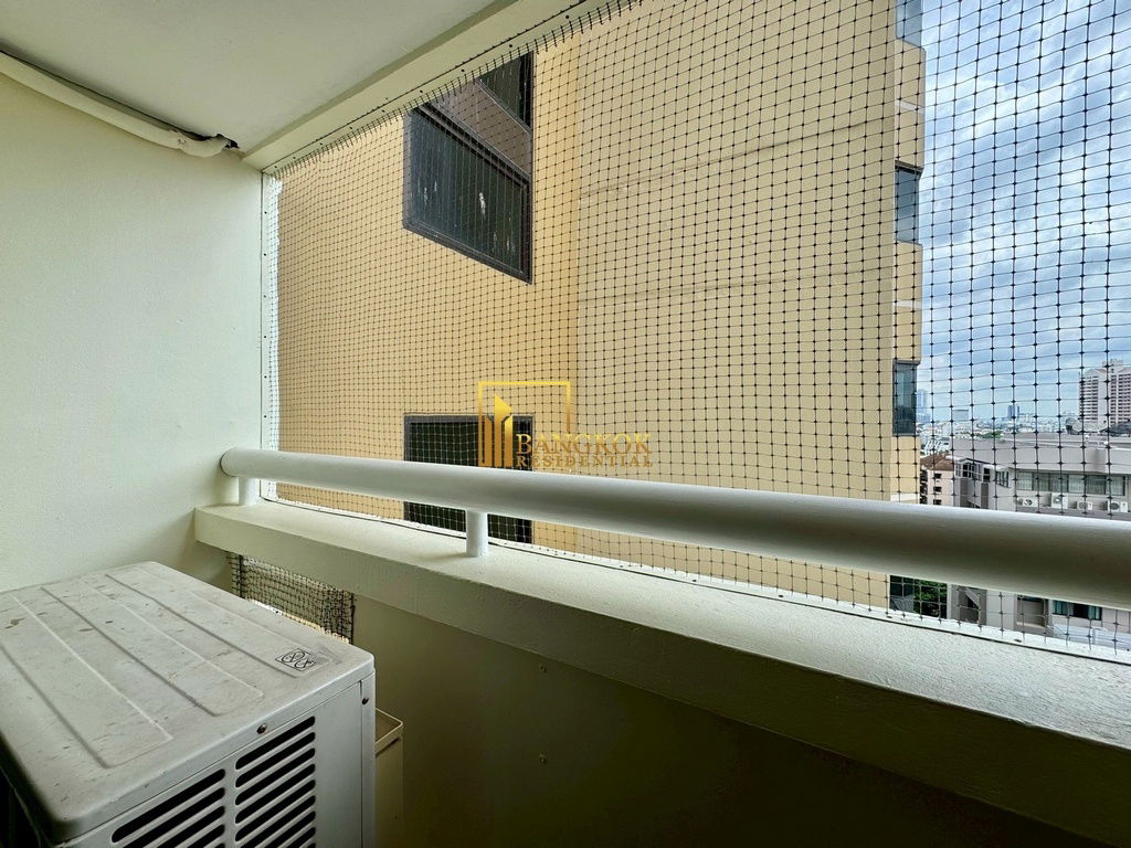 picture Baan Suanpetch | Cozy 2 Bed Condo For Rent in Phrom Phong - BR19555CD - 6/35
