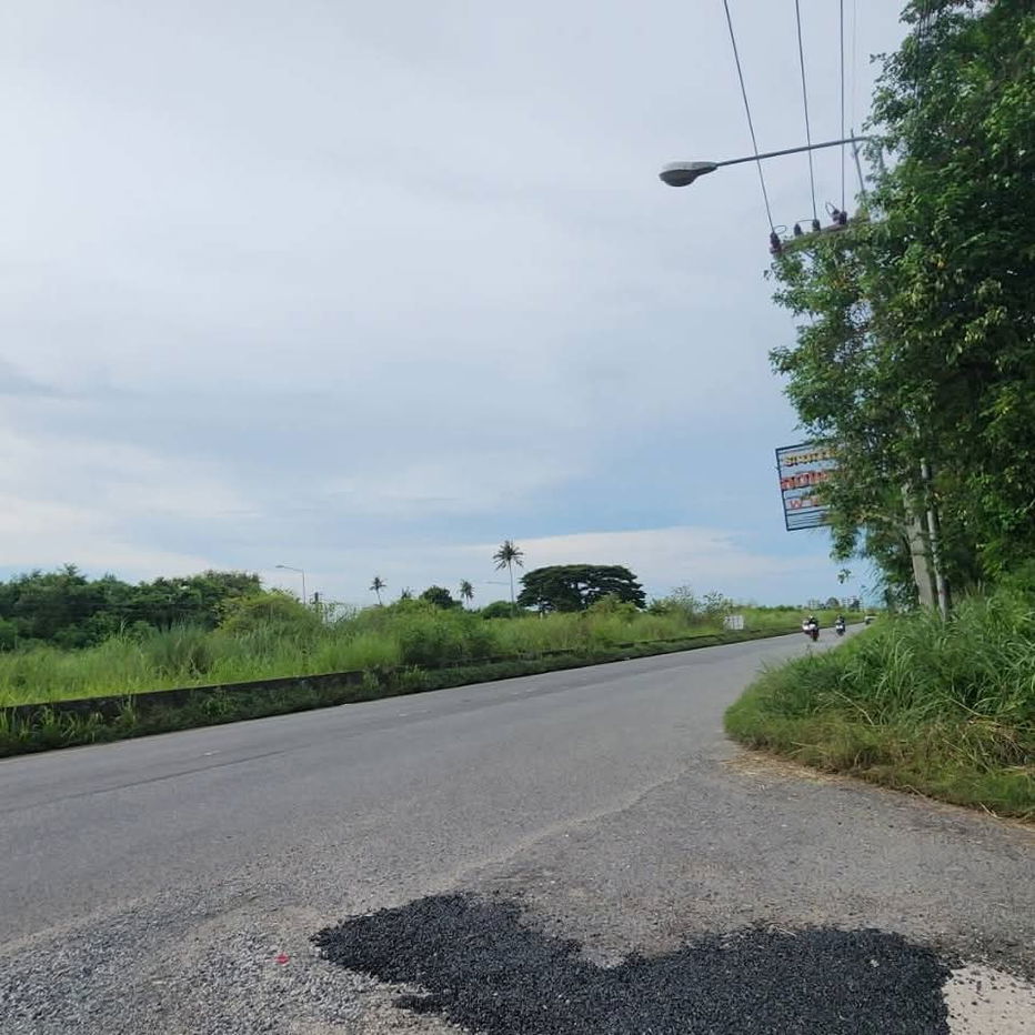 picture Land for sale, good location, Soi Somboon 8, near the Nong Pla Lai railway, Pattaya - 5/11