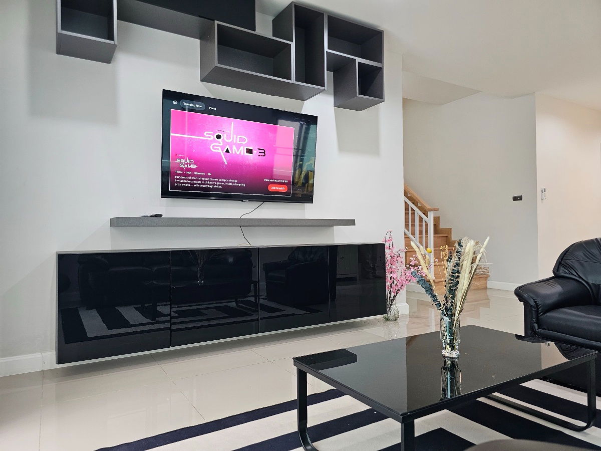 picture 2-storey detached house for rent in Kanchanok Village 12, near Unity International School. Call 082-532-3935. - 2/38