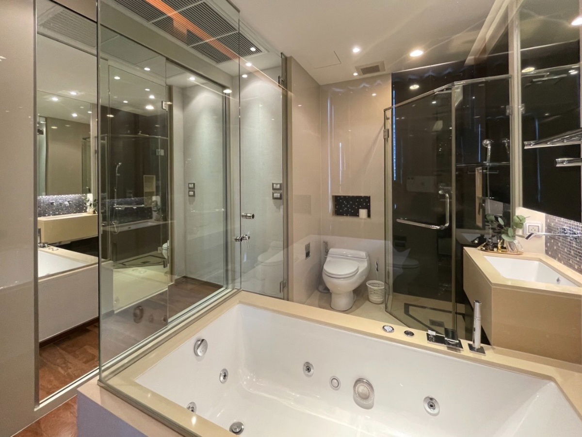 รูป เจ้าของขาย/ราคาต่ำกว่าตลาด!คอนโดThe Address Sukhumvit 28 พร้อมอ่างน้ำจากุซซี่ บนถ.สุขุมวิท ย่านThe Em District ใกล้BTSพร้อมพงษ์และสวนสาธารณะเบญจสิริ  - รูปที่ 5/19