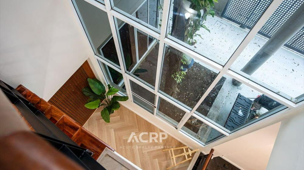 picture Renovated 3-storey detached house for sale on Vibhavadi Rangsit 5, Soi 6, conveniently located near MRT Chatuchak and BTS Mo Chit. - 7/20