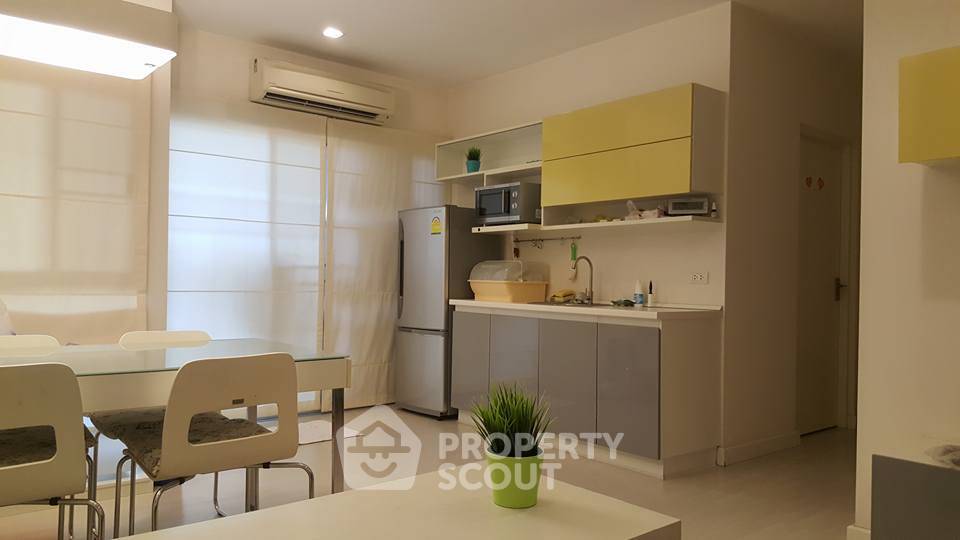picture 2-BR Condo at The Room Ratchada-Ladprao near MRT Ratchadaphisek (ID 1747058) - 2/5