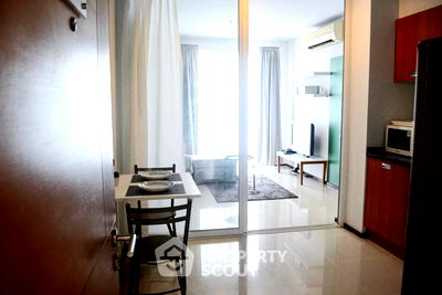 Condos for rent : 1-BR Condo at Villa Sathorn near BTS Krung Thon Buri (ID 675261)