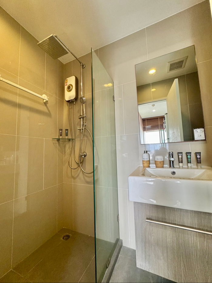 รูป  ด่วน!! ขายถูกที่สุดในโครงการ!! ตกแต่งใหม่ทั้งห้อง :)  คอนโด Ideo Mobi Bangsue Grand Interchange for sale Lowest Price!!! - รูปที่ 10/10