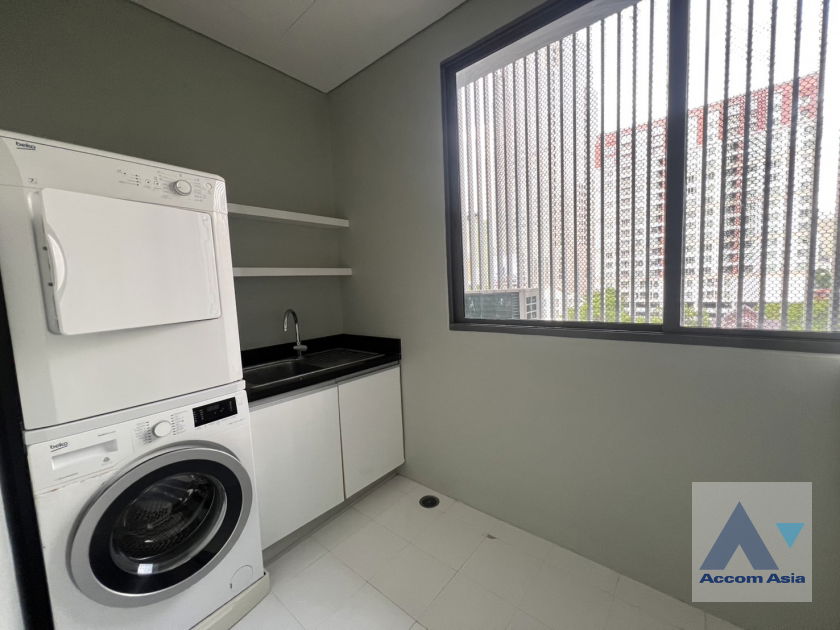 รูป 🔼🔽 AccomA 📩  4 BR Condominium @Domus 16 (AA44450) - รูปที่ 10/20