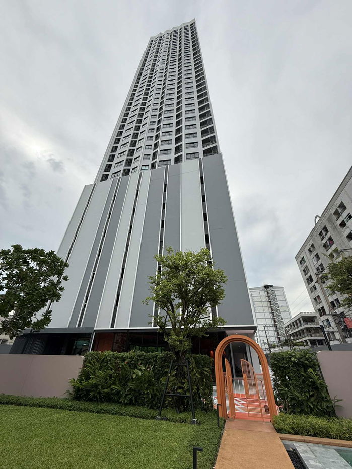 picture Owner Post!! For rent: Condo at Ideo Ramkhamhaeng - Lam Sali Station (Ideo Ramkhamhaeng - Lam Sali Station) New Ready-to-Move - 20/20