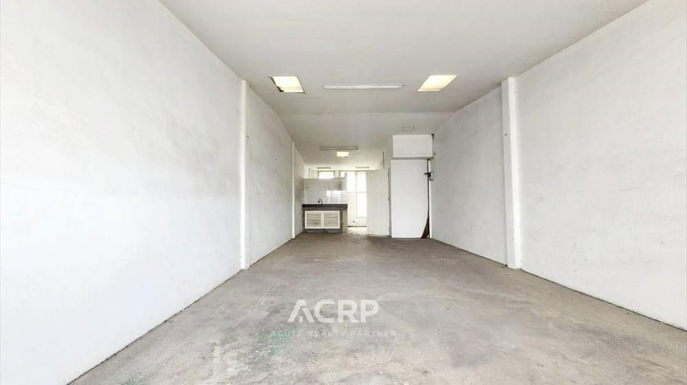 picture Shophouse for sale, good location, On Nut 70/1, Sukhumvit 77. Excellent condition, beautiful interio - 9/16
