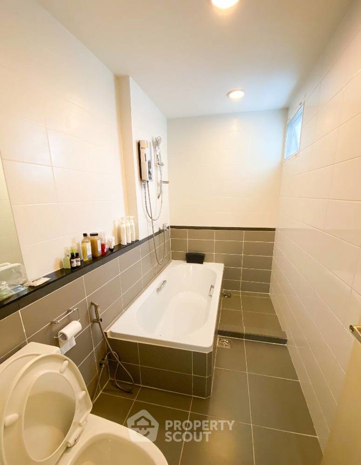 รูป ทาวน์เฮาท์ 3-ห้องนอน ใน สวนหลวง (ID 2032287) - รูปที่ 14/16