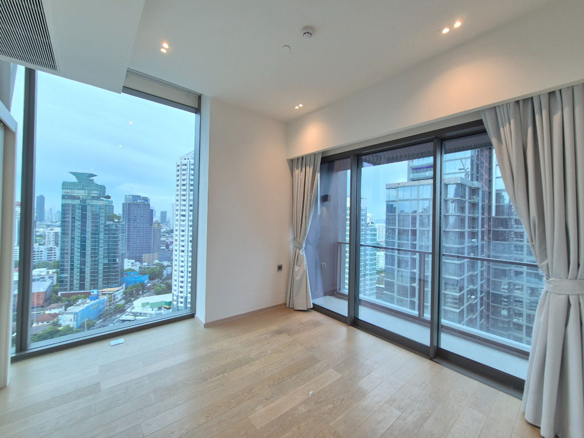 picture For rent luxury condominium the strand thonglor 2 bedroom  - 13/14