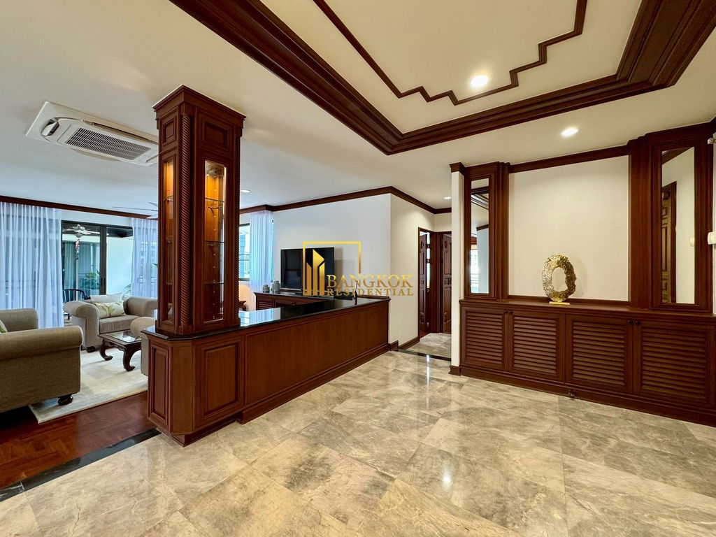 รูป Impressive 3 Bedroom Apartment For Rent in Phrom Phong Area - BR0400AP - รูปที่ 7/51