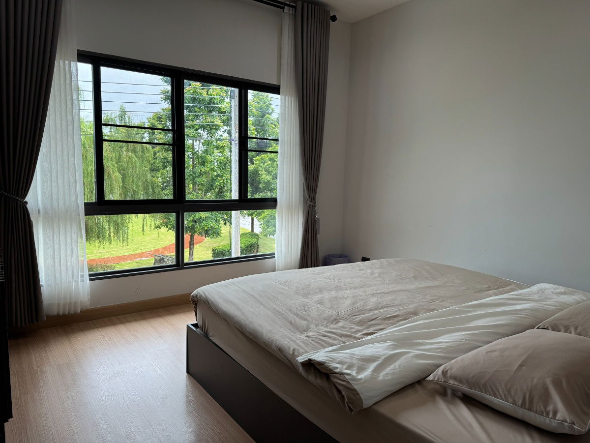 picture 2-storey detached house for rent in Kanchanok Village 12, near Unity International School. Call 082-532-3935. - 28/38