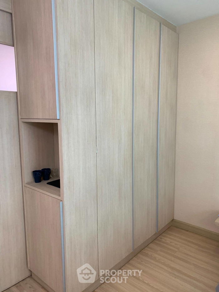 picture 1-BR Condo at Sky Walk Residences near BTS Phra Khanong (ID 2259293) - 4/8
