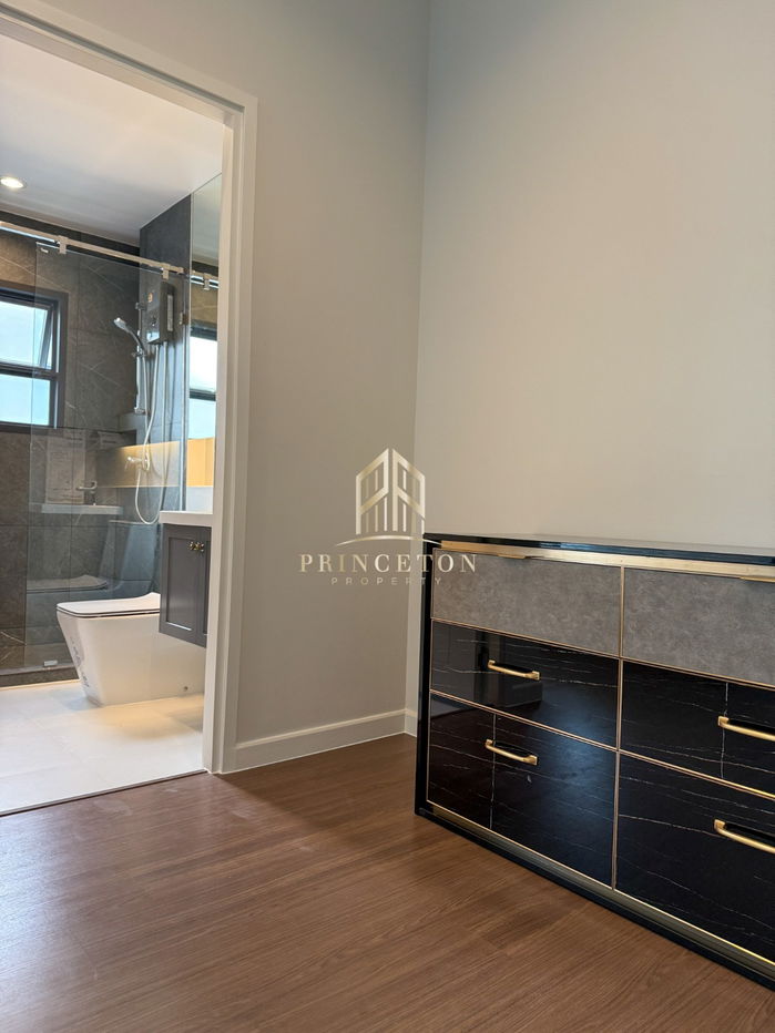 picture Luxury Home Rent Setthasiri Bangna KM.10 - 14/25