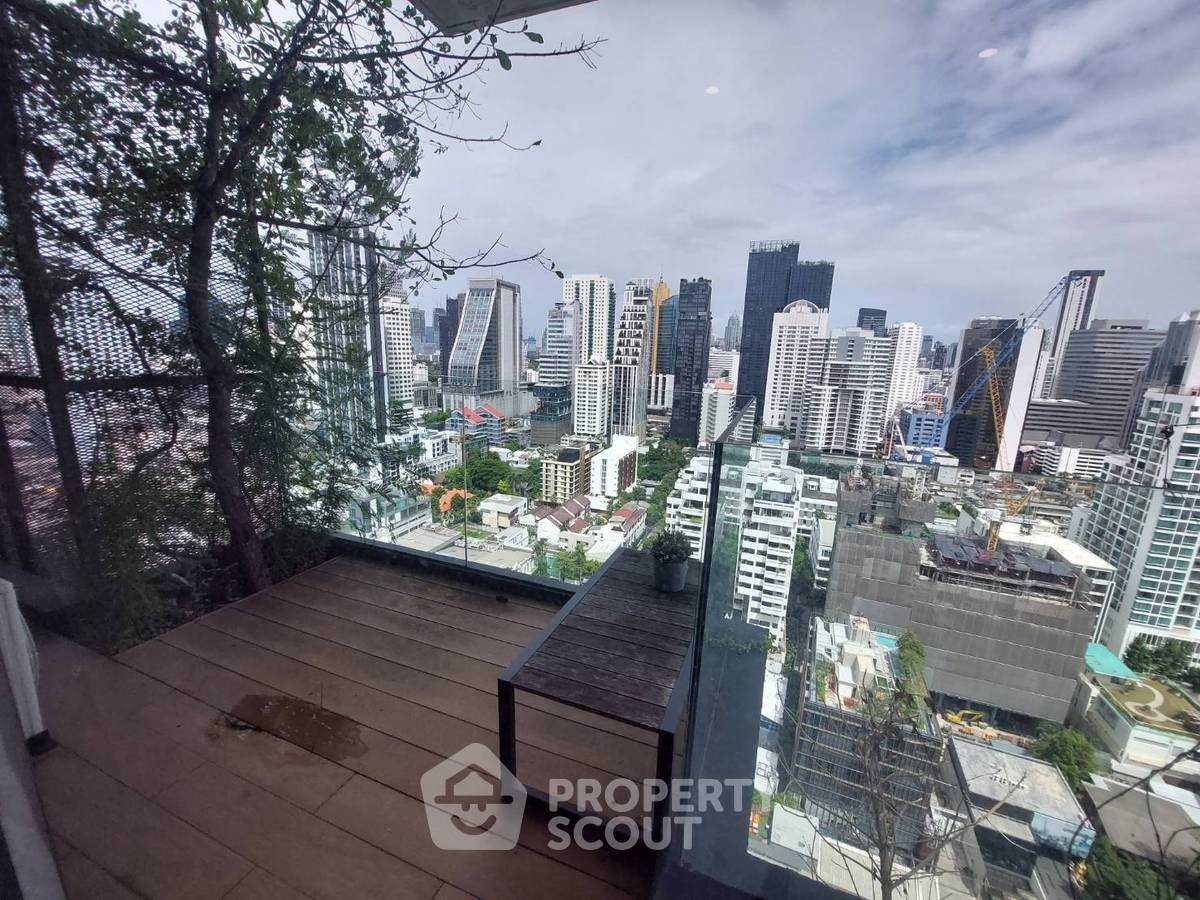 picture 3-BR Condo at Siamese Exclusive Sukhumvit 31 near MRT Sukhumvit (ID 1227662) - 15/28