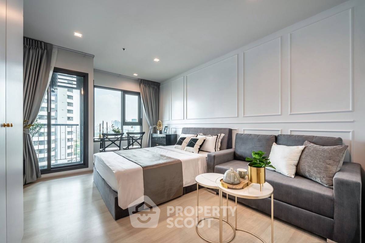 picture 1-BR Condo at Life One Wireless near BTS Phloen Chit (ID 2237914) - 1/8