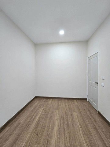 picture FOR SALE  TOWNHOUSE PROPERTY  2980000 BAHT. - 11/19