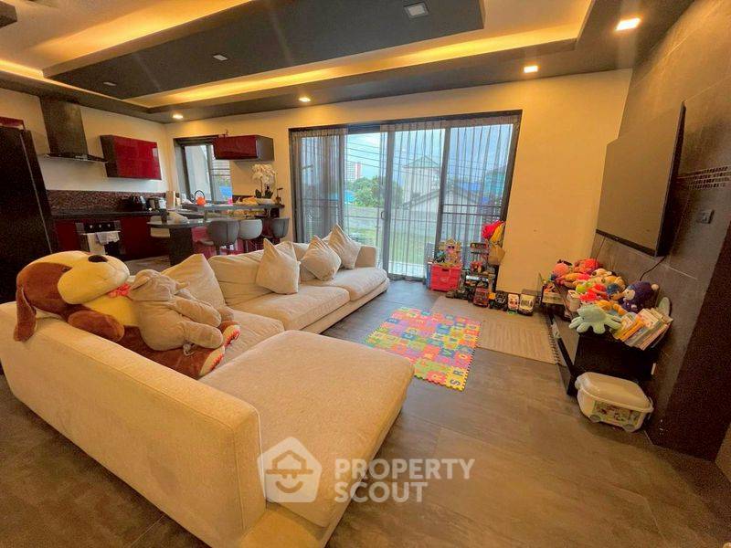 รูป วิลล่า 5-ห้องนอน ใกล้ ถนนพระตำหนัก พัทยา (ID 2144107) - รูปที่ 7/20