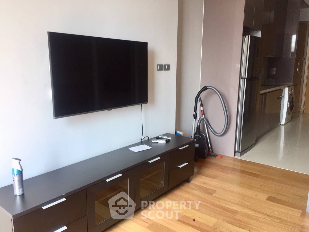 รูป คอนโด 1-ห้องนอน ที่ ไฮด์ สุขุมวิท 13 คอนโดมิเนี่ยม ใกล้ BTS นานา (ID 514111) - รูปที่ 3/5