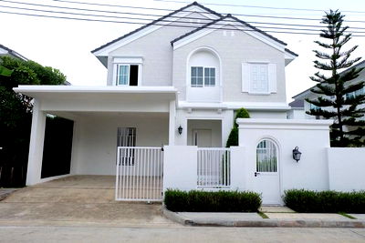 Houses for rent Bronson and Jacobs International  : Detached House For Rent Chaiyaphruek Bangna Km.15 Samut Prakan